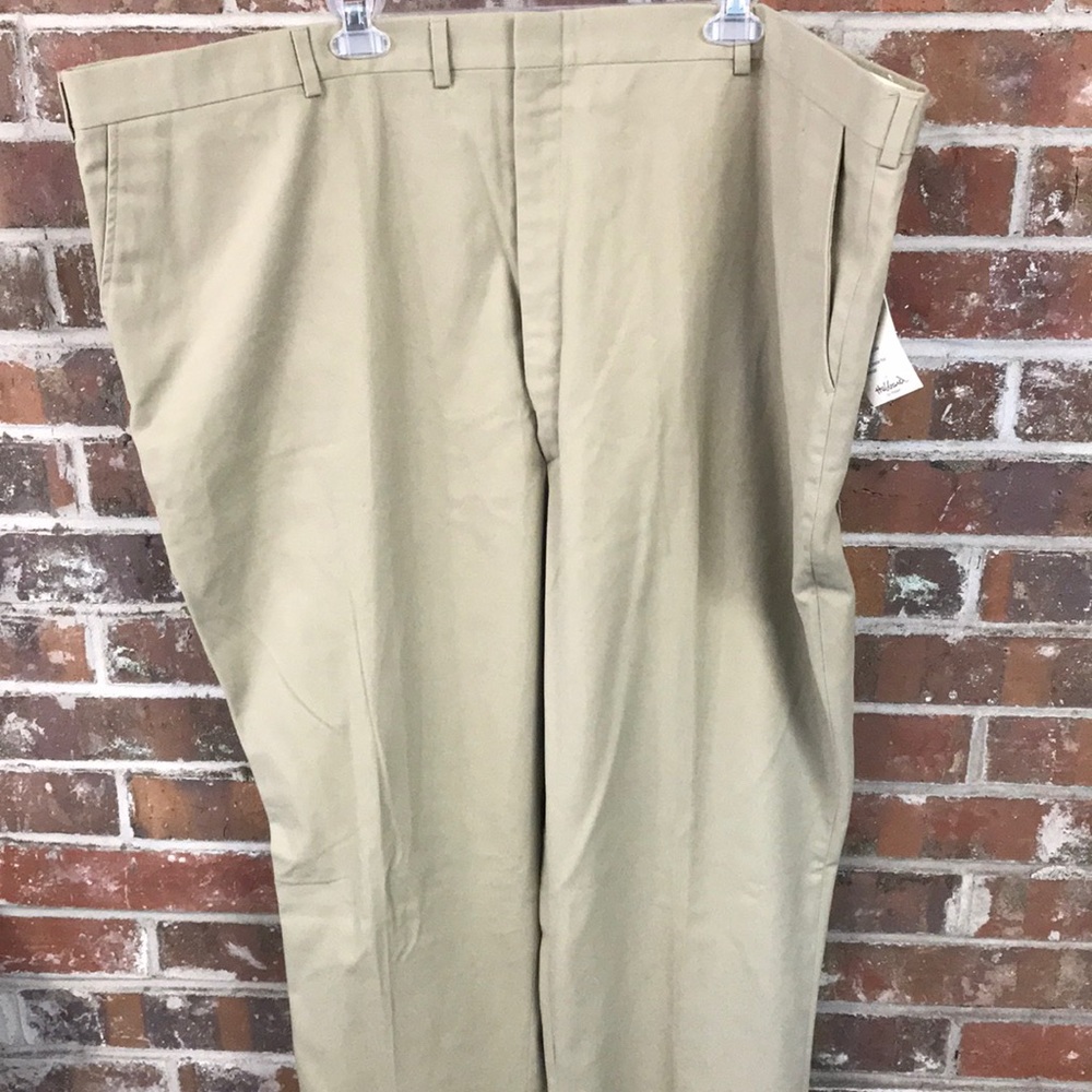 Big Men’s Tan Pants Sz 52 long (in hemmed)